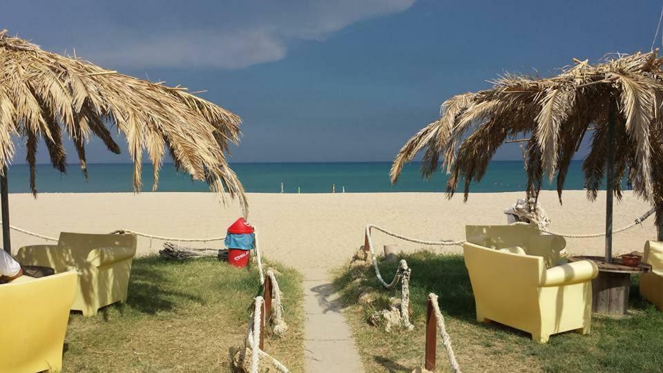 L'Isola Di Gaia Bed & Breakfast Crotone Bagian luar foto